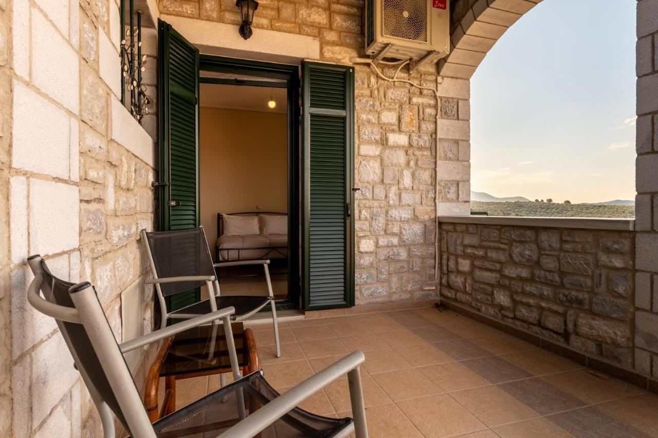 Papadeas Villas Megali Mantineia المظهر الخارجي الصورة